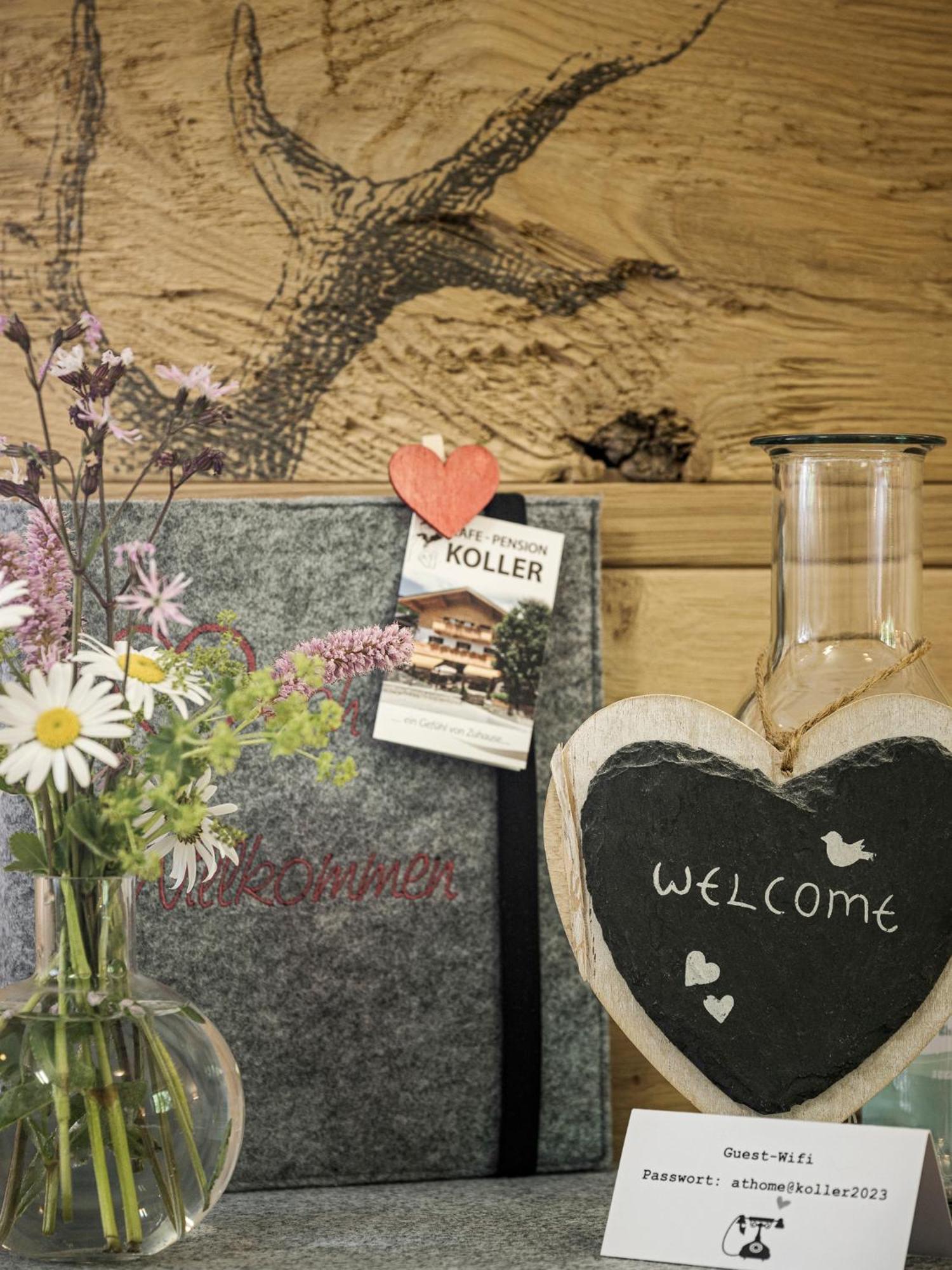 Cafe Pension Koller Brixen im Thale Dış mekan fotoğraf